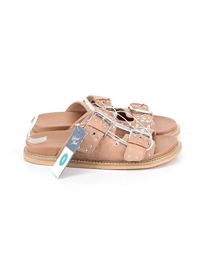 Pre-owned Universal Thread Sandals In Tan