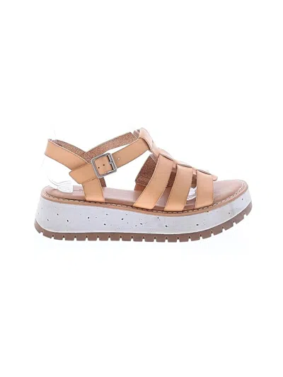 Pre-owned Universal Thread Sandals In Tan