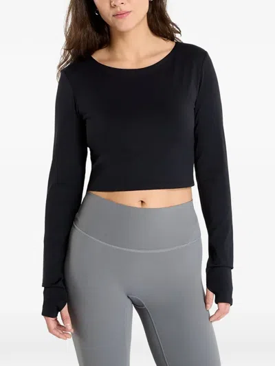 Urban Classics Cut-out Cropped T-shirt In Black
