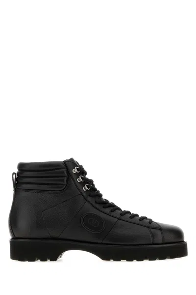 Valentino Garavani Black Leather Vlogo Signature Ankle Boots In Multi