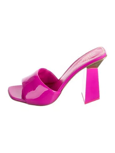 Pre-owned Valentino Garavani Patent Leather Studded Accents Slides W/ Tags In Pink