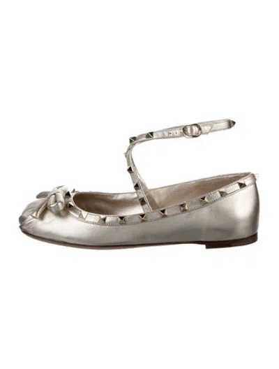 Pre-owned Valentino Garavani Rockstud Accents Leather Ballet Flats In Gold