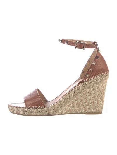 Pre-owned Valentino Garavani Rockstud Accents Leather Espadrilles In Brown