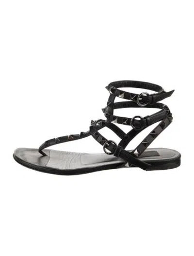 Pre-owned Valentino Garavani Rockstud Accents Leather Gladiator Sandals In Black