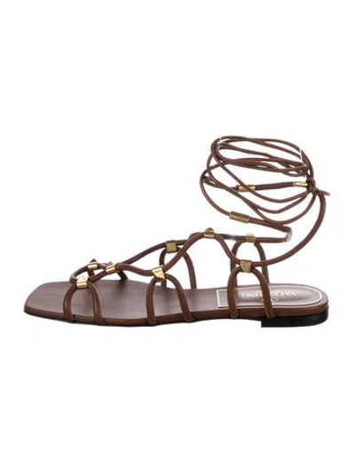 Pre-owned Valentino Garavani Rockstud Accents Leather Gladiator Sandals In Brown/pink