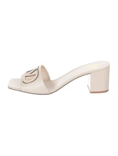 Pre-owned Valentino Garavani Rockstud Accents Leather Slides W/ Tags In Neutrals