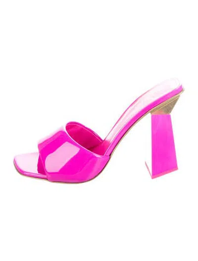 Pre-owned Valentino Garavani Rockstud Accents Patent Leather Slides In Pink