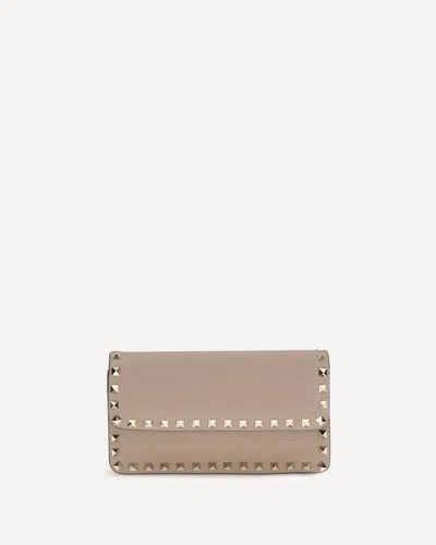 Valentino Garavani Rockstud Chain Wallet In Pink