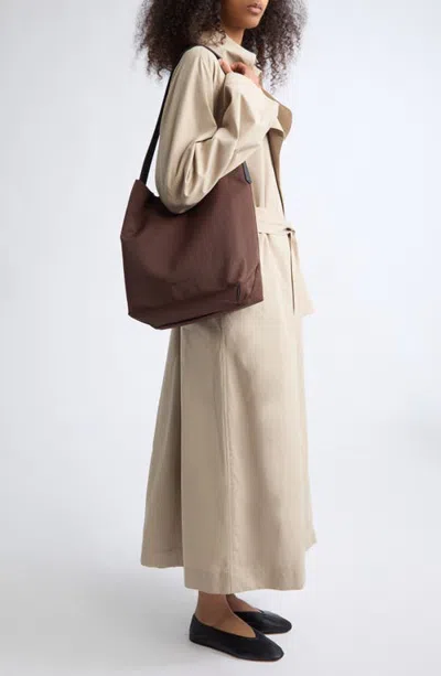 Veecollective Essence Vertical Tote In Brown
