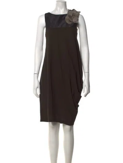 Pre-owned Vera Wang Wool Knee-length Dress In Brown