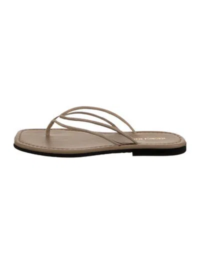 Pre-owned Veronica Beard Leather Flip Flops In Brown