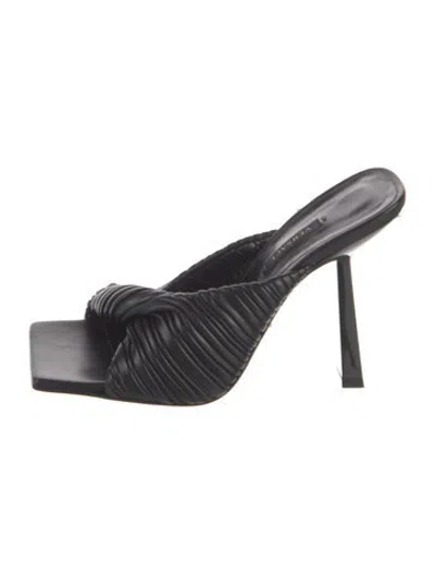 Pre-owned Versace Leather Slides In Black