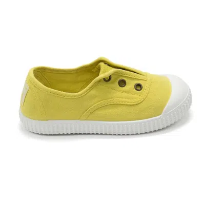 Victoria Kids' Girl's 1915 Inglesa Slip-on Canvas Shoes In Maiz In Green