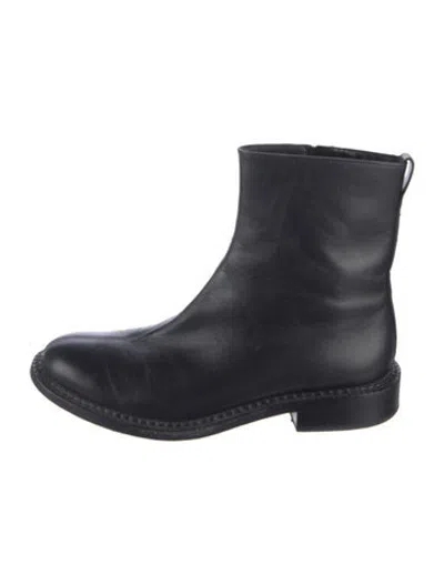 Pre-owned Vince Leather Boots In Black