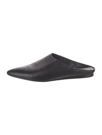Pre-owned Vince Leather Mules In Black