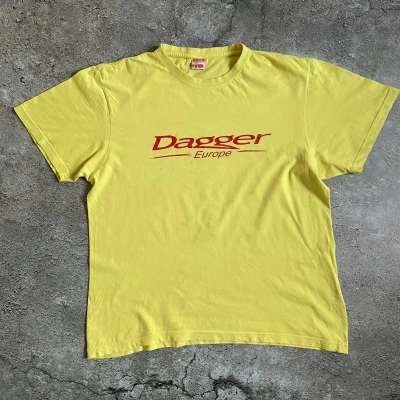 Pre-owned Vintage Dagger Europe T-shirts Logo 90's Y2k Usa In Yellow