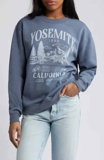 Vinyl Icons Yosemite Graphic Sweatshirt In Washed Blue