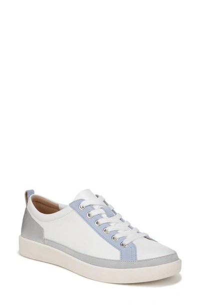 Vionic Winny Low Top Trainer In White/ Silver