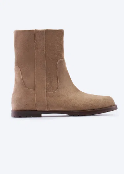 Viscata Cremona Suede Boots In Camel