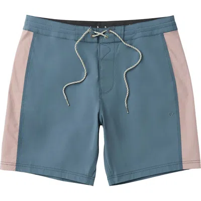 Vissla Twinzer 17.5in Boardshort In Blue Haze