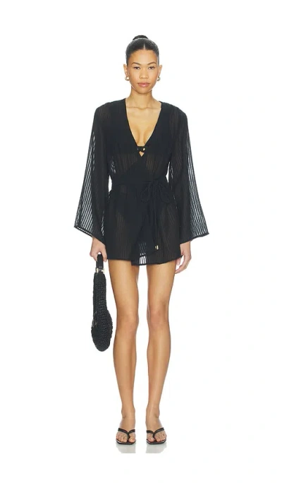 Vix Swimwear Winnie Short Cover Up In Black