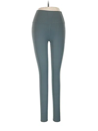 Pre-owned Vuori Leggings In Teal