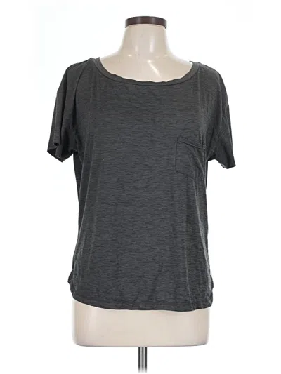 Pre-owned Vuori Short Sleeve Top Gray Scoop Neck Tops