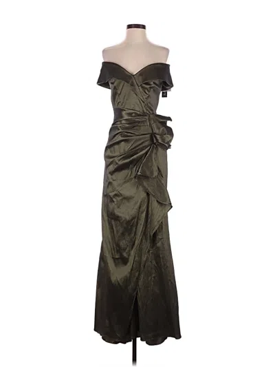 Pre-owned Xscape Cocktail Dress In Green