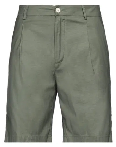 Yan Simmon Man Shorts & Bermuda Shorts Military Green Size 36 Cotton, Elastane