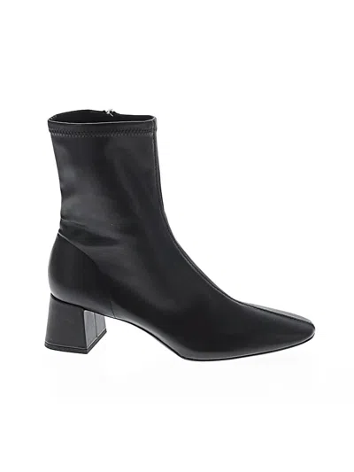Pre-owned Zara Ankle Boots In Black