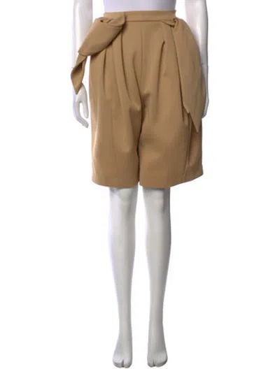 Pre-owned Zomer Knee-length Shorts In Neutrals