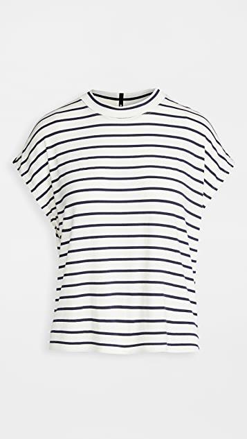 FRAME Bootcut Jeans In White