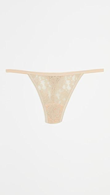 HANKY PANKY Signature Lace Padded Triangle Bralette In Black