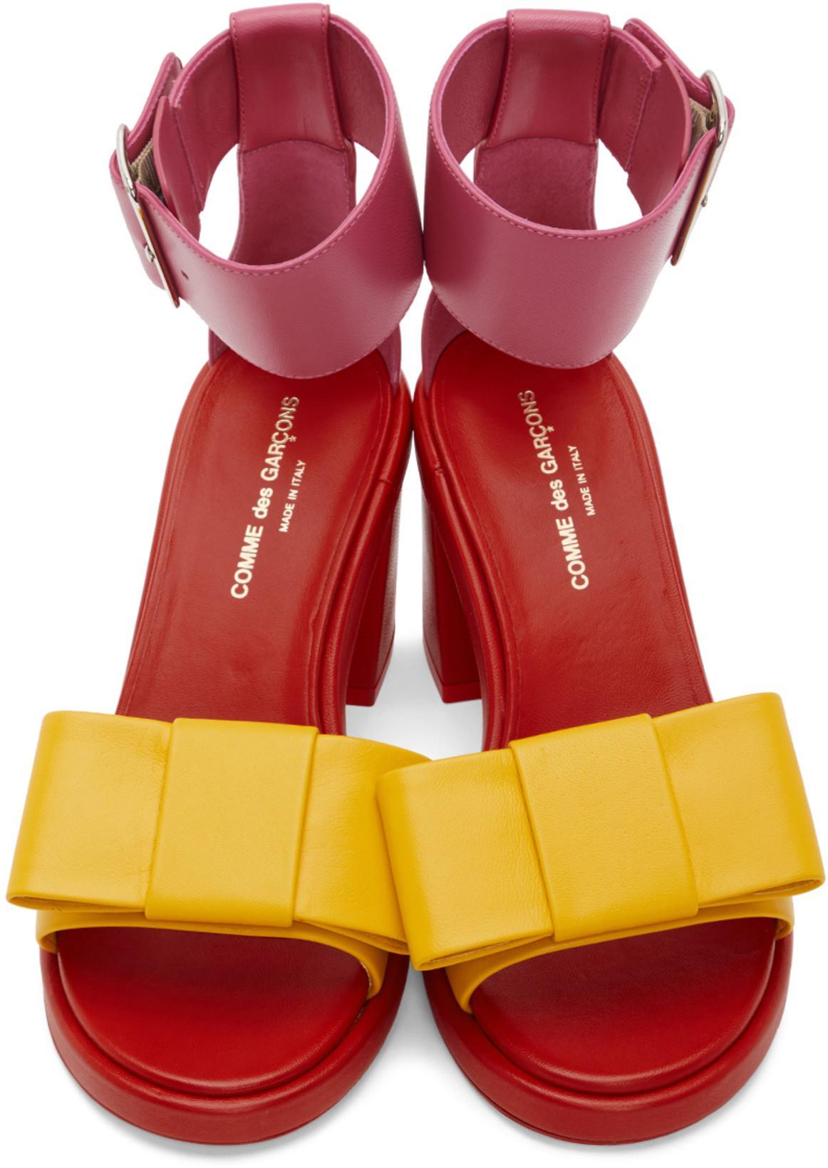 COMME DES GARÇONS Comme Des Garcons Logo Socks In White