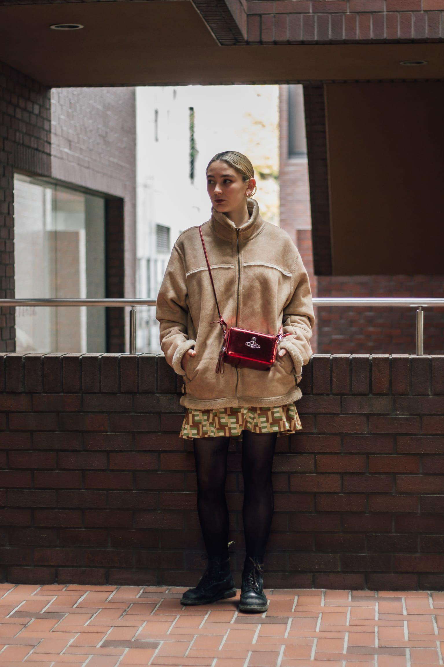 DR. MARTENS 1460 Women's Smooth Leather Lace Up Boots In Black