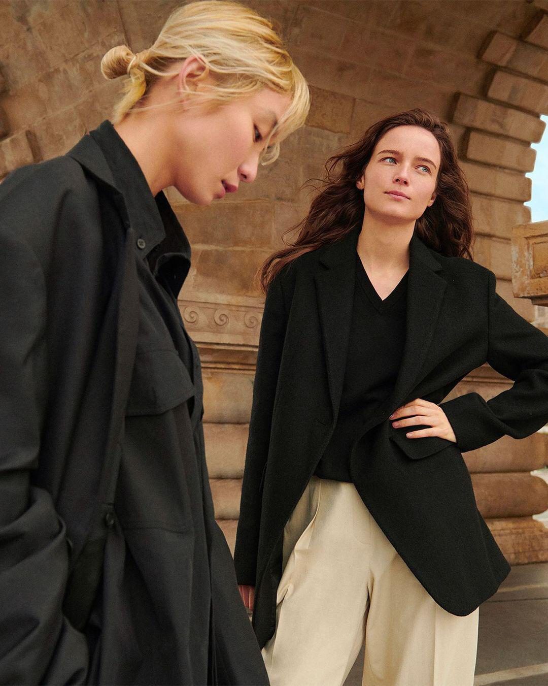 BALENCIAGA Hourglass Woollen Jacket In Black