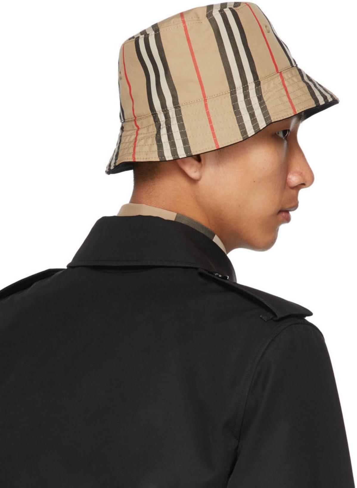 BURBERRY Black Chelsea Heritage Mid-length Trench Coat