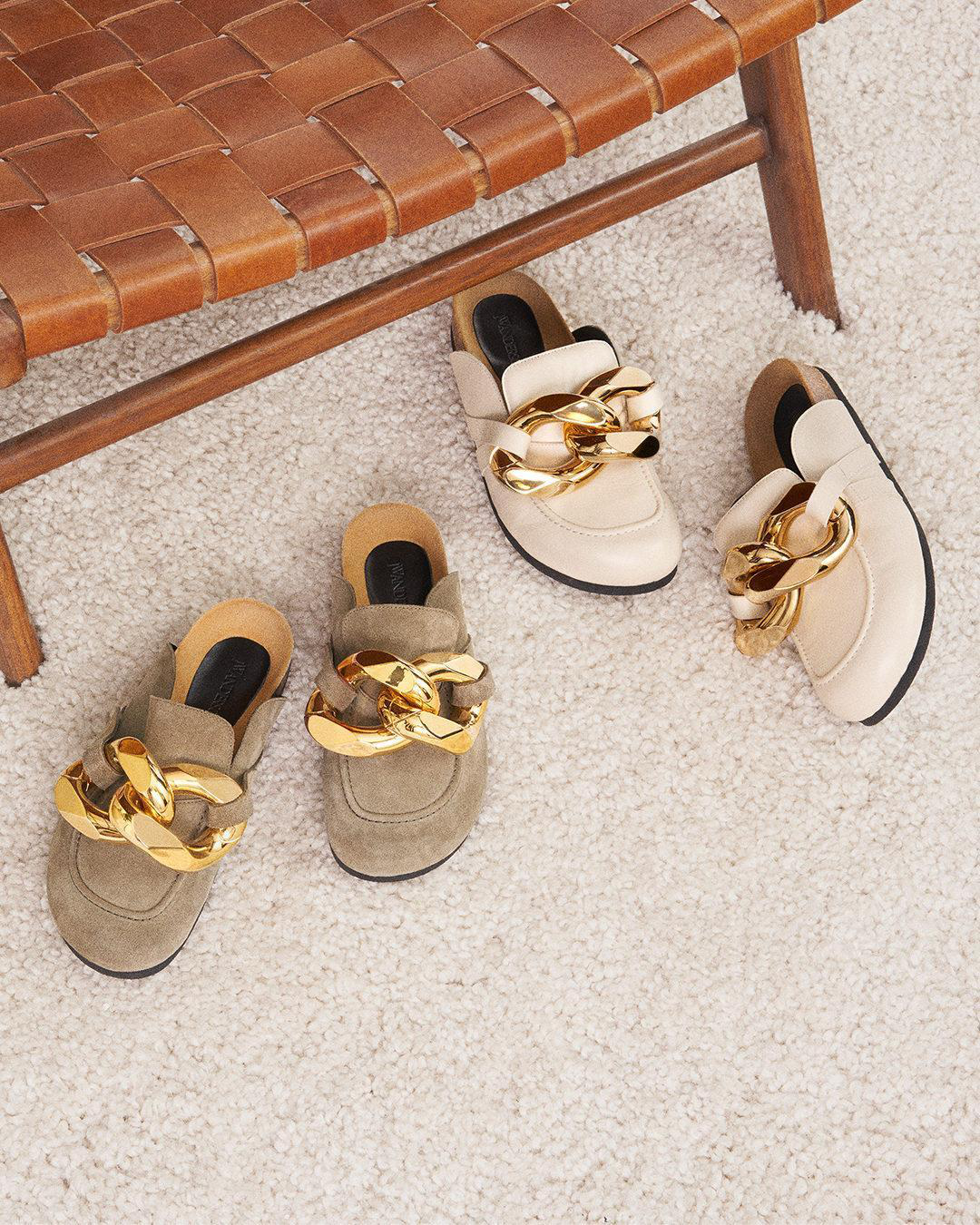 JW ANDERSON Chain Calf Leather Loafers In Black