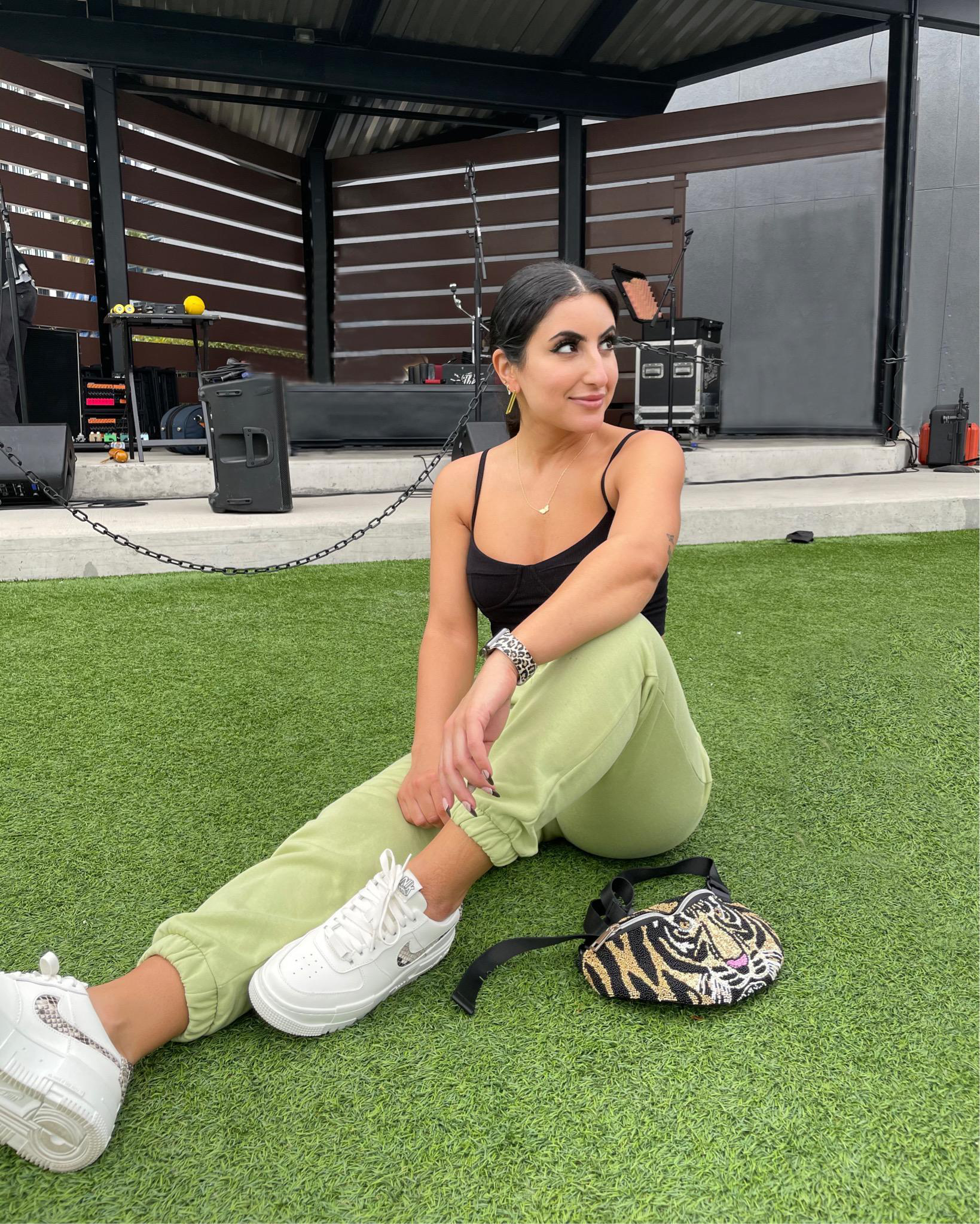 NIKE Wmns Air Force 1 '07 In White