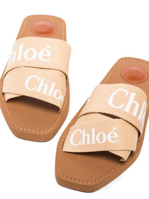 CHLOÉ Woody Embroidery Flat Slides In Gold