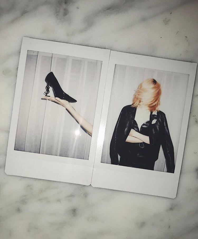 SAINT LAURENT Tribute Nu Pieds Embossed Croc Flat Sandals In Black