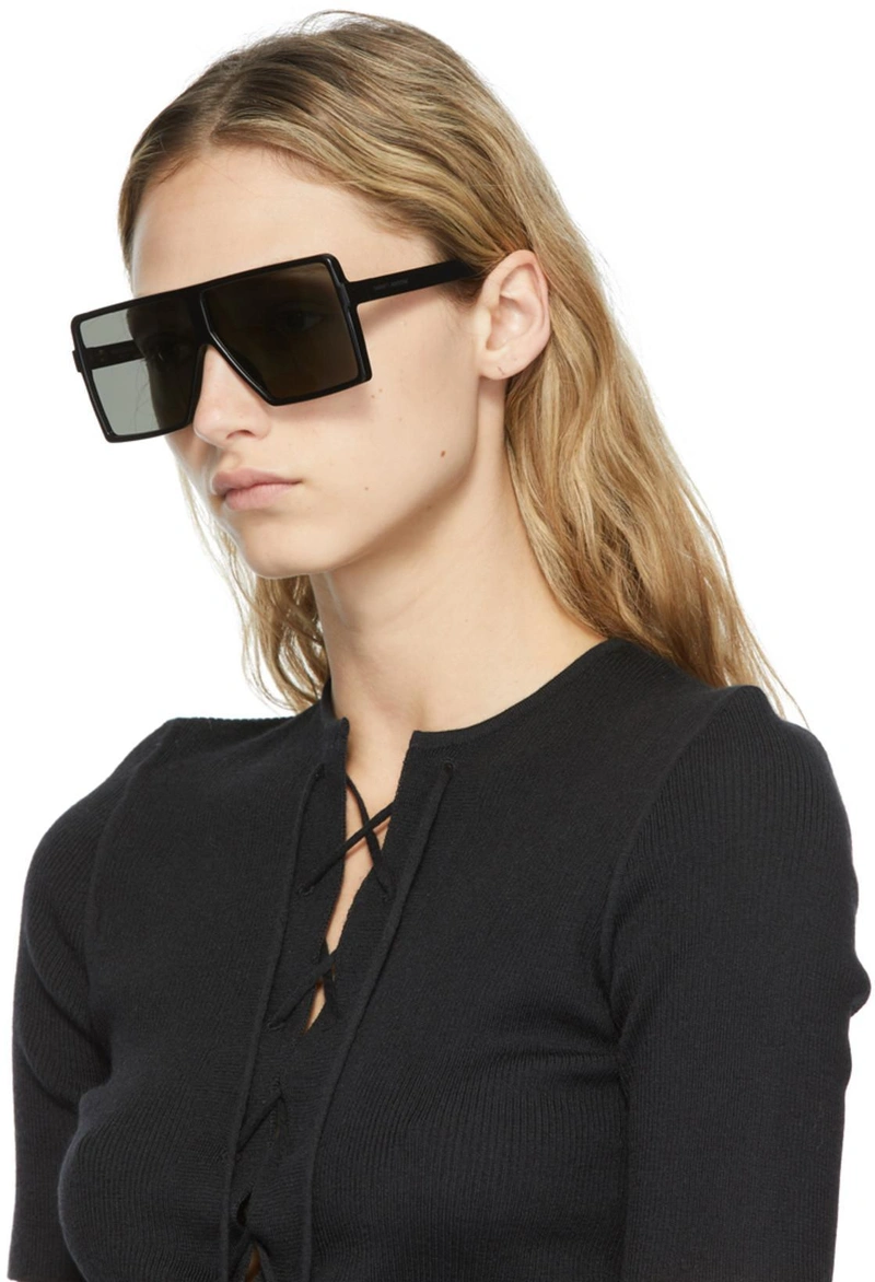 SSENSE's Post | 搭配: Saint Laurent 系带罗纹针织上衣 In Black；Saint Laurent Black Sl 183 Betty Square Sunglasses In 001 Black