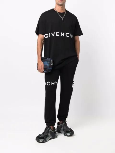 GIVENCHY 4g Logo Print T-shirt In Black