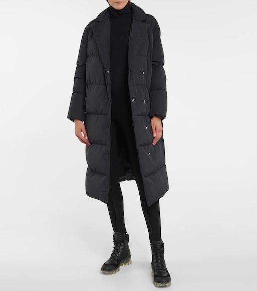 WOLFORD Fitted Turtleneck Bodysuit With Seamless Circular Knit In Black