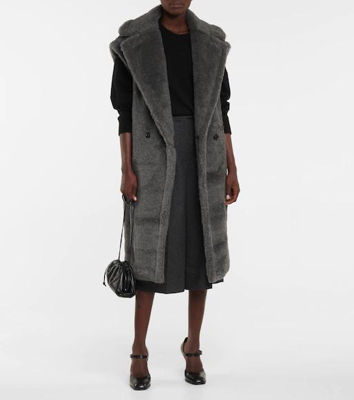 THE ROW Hover Wool Knit Crewneck Sweater In Black