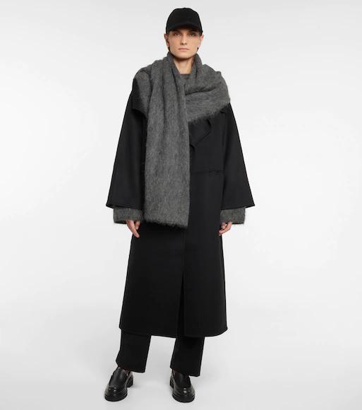 TOTÊME Toteme Signature Wool And Cashmere Coat In Black