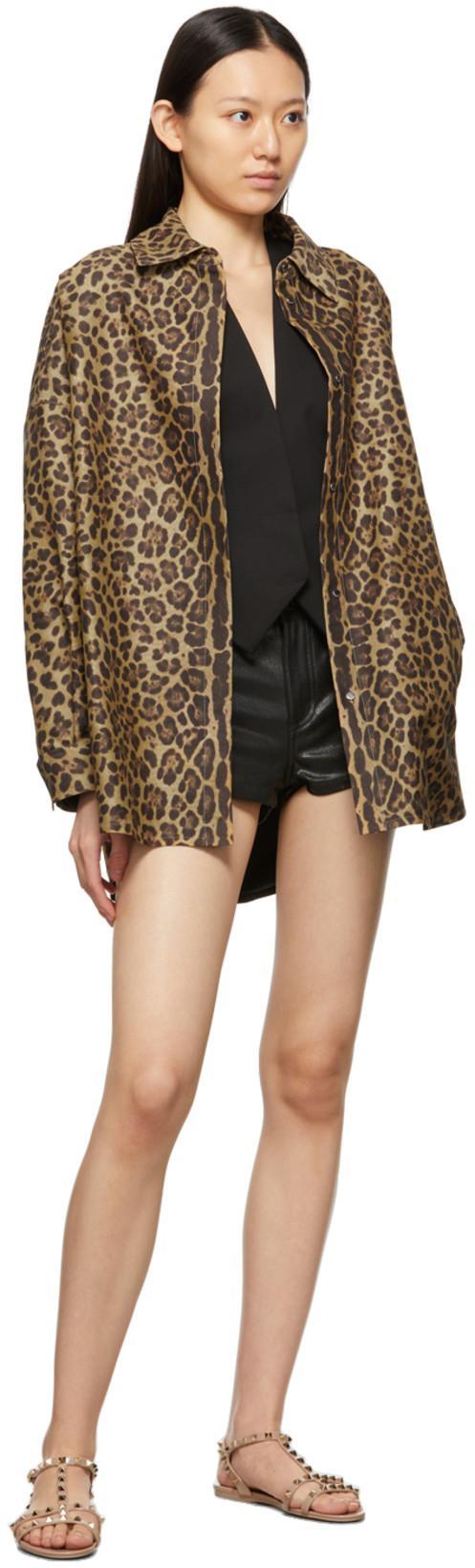 VALENTINO GARAVANI Rockstud Rubber Sandals In Poudre Color In Beige