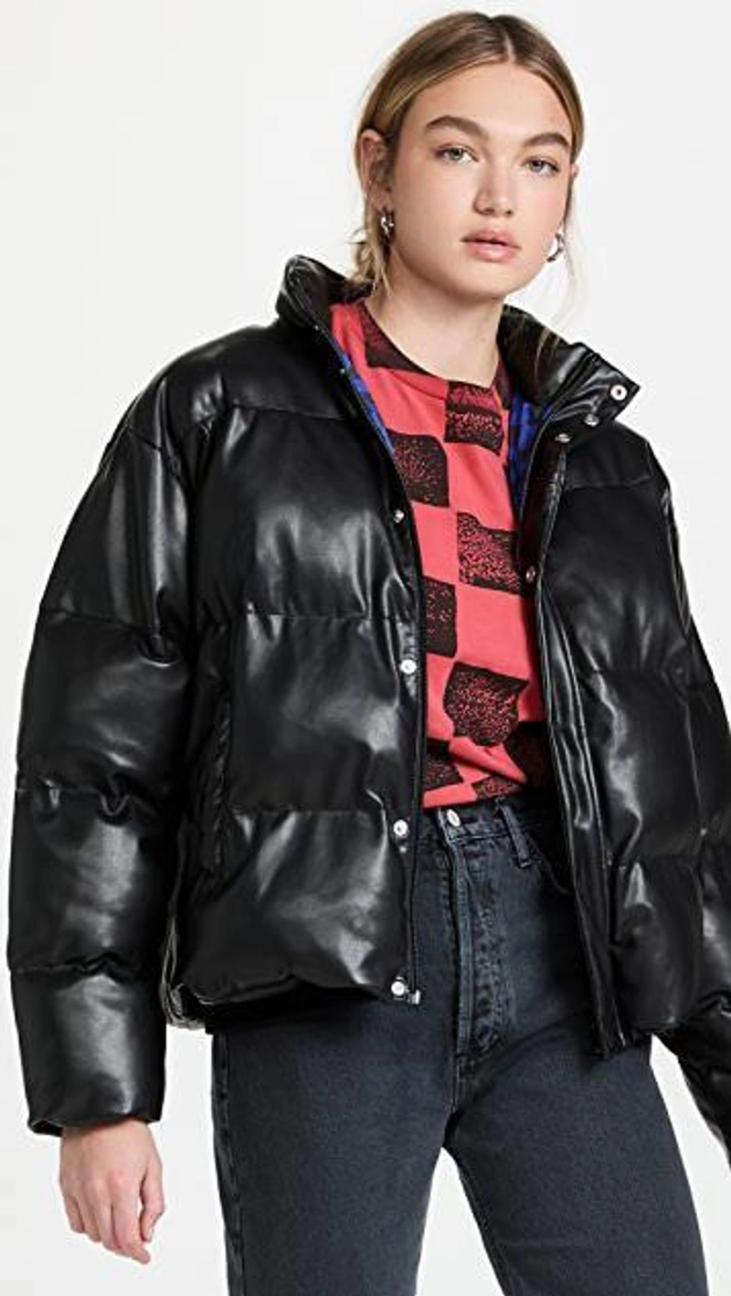 shopbop.com's Posts | 搭配: Mother The Drop Pillow Talk Faux Leather Puffer Jacket In Drunk In Love；Mother The Boxy Goodie' Checker Print Cotton T-shirt In Black,black；Agolde 黑色 90s 中腰宽松版型牛仔裤 In Black