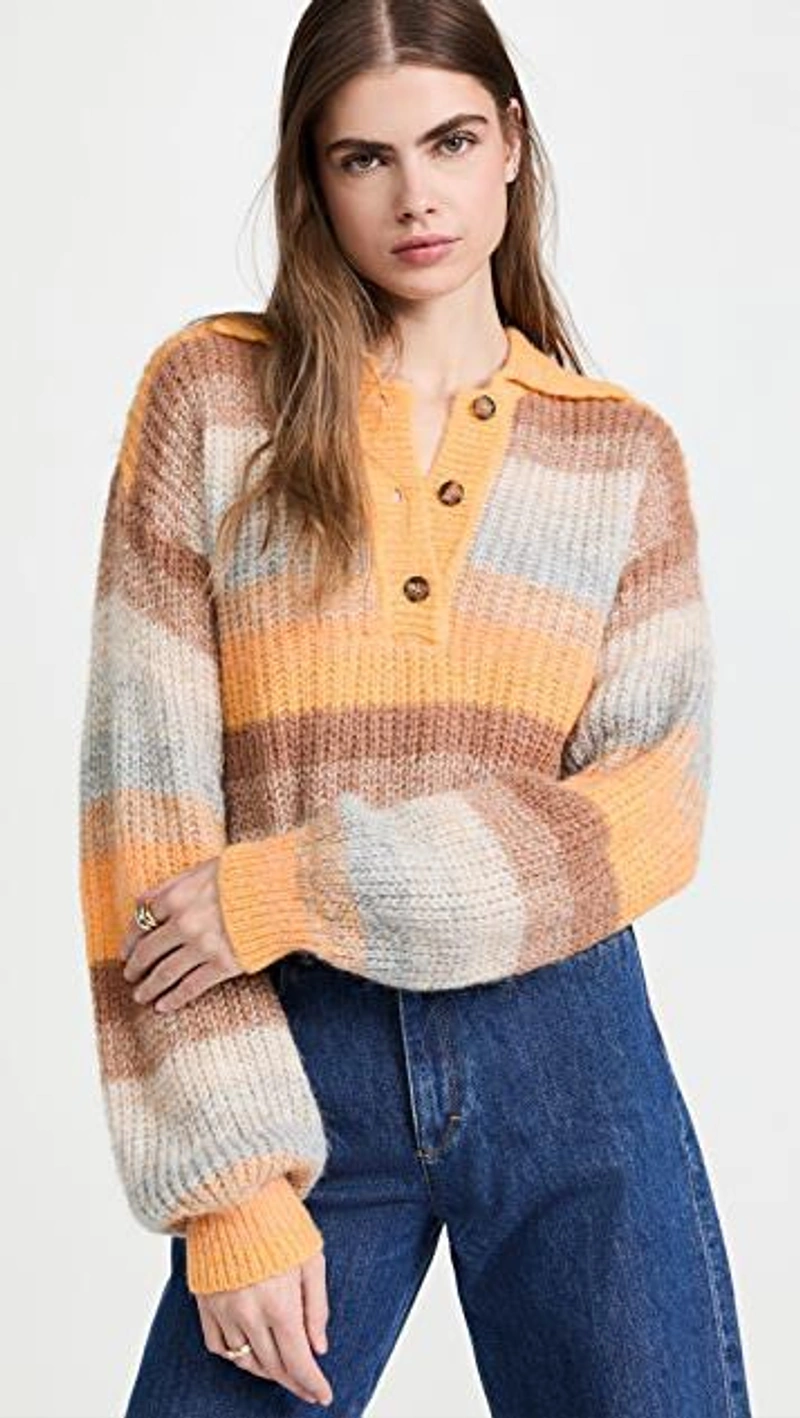 shopbop.com's Posts | 搭配: Something Navy Striped Oversized Polo Sweater In Orange Combo；Wandler Chamomile Baloon高腰棉质牛仔裤 In Blue；Shashi Remix Ring Set