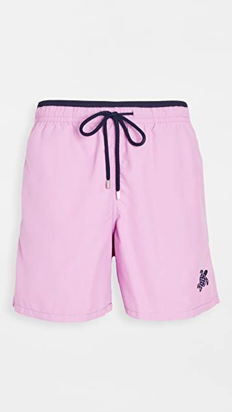 shopbop.com's Posts | 搭配: Birkenstock Arizona Eva 拖鞋 In White；Vilebrequin Moka Mid-length Embroidered Swim Shorts In Purple